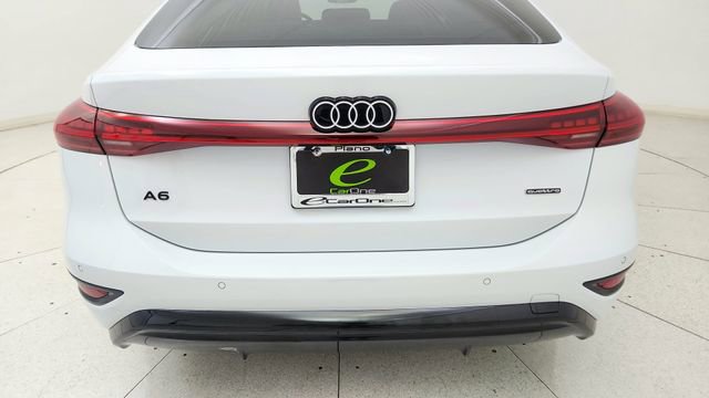 Used 2025 Audi A6 e-tron Premium w/ Convenience Package image 11
