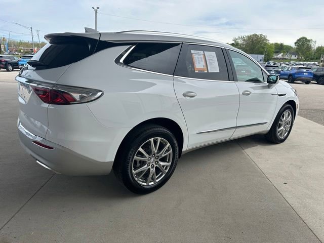 Used 2023 Buick Enclave Essence w/ Experience Buick Package AWD/4WD image 6