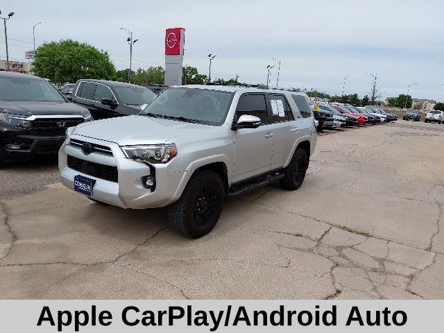 Used 2023 Toyota 4Runner SR5 Premium w/ Moonroof Package AWD/4WD image 9