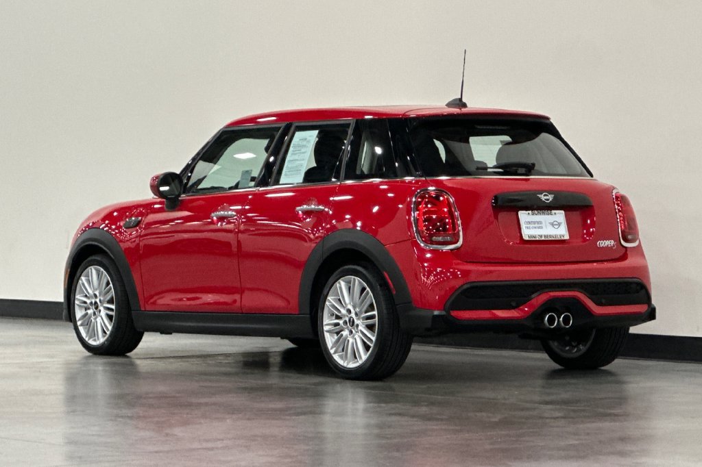 Used 2024 MINI Cooper S FWD image 6