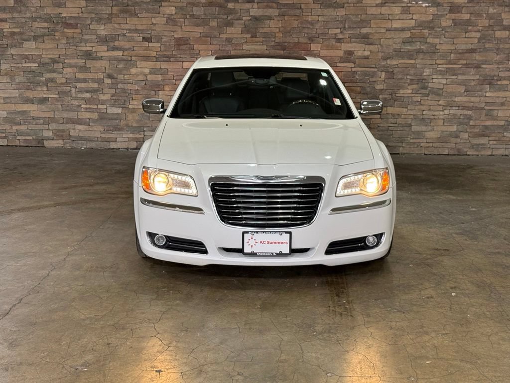 Used 2011 Chrysler 300 C w/ Sound Group RWD image 36