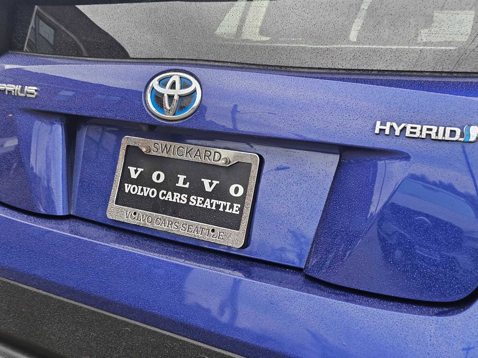 Used 2016 Toyota Prius Four image 12