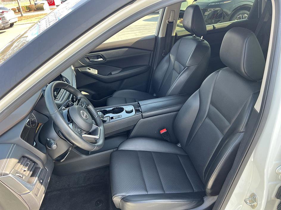 Certified 2023 Nissan Rogue SV w/ SV Premium B Package image 13