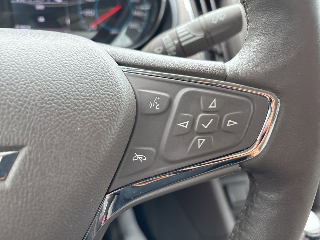 Used 2017 Chevrolet Cruze Premier image 20