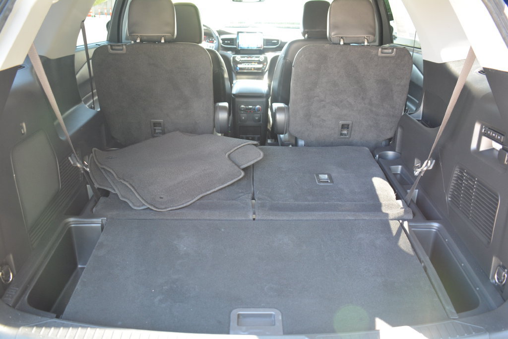Certified 2023 Ford Explorer Limited w/ Equipment Group 301A AWD/4WD image 26