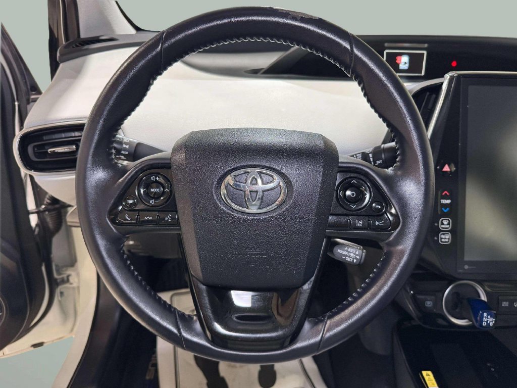 Used 2020 Toyota Prius Prime XLE FWD image 19