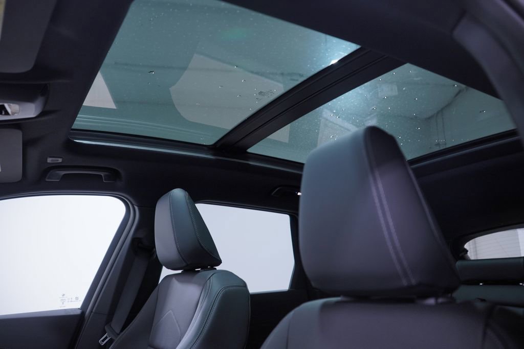 New 2026 BMW X1 xDrive28i w/ Convenience Package image 8