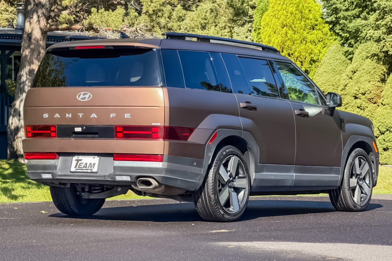 Used 2024 Hyundai Santa Fe Limited AWD/4WD image 4