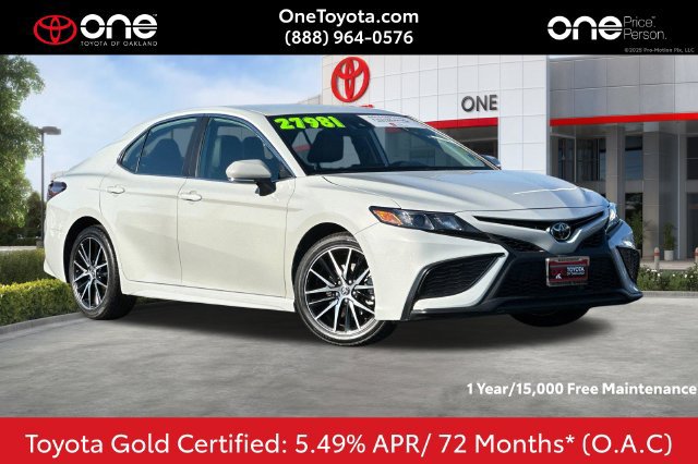 Used 2024 Toyota Camry SE