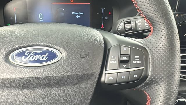 Used 2025 Ford Escape ST-Line Select image 23