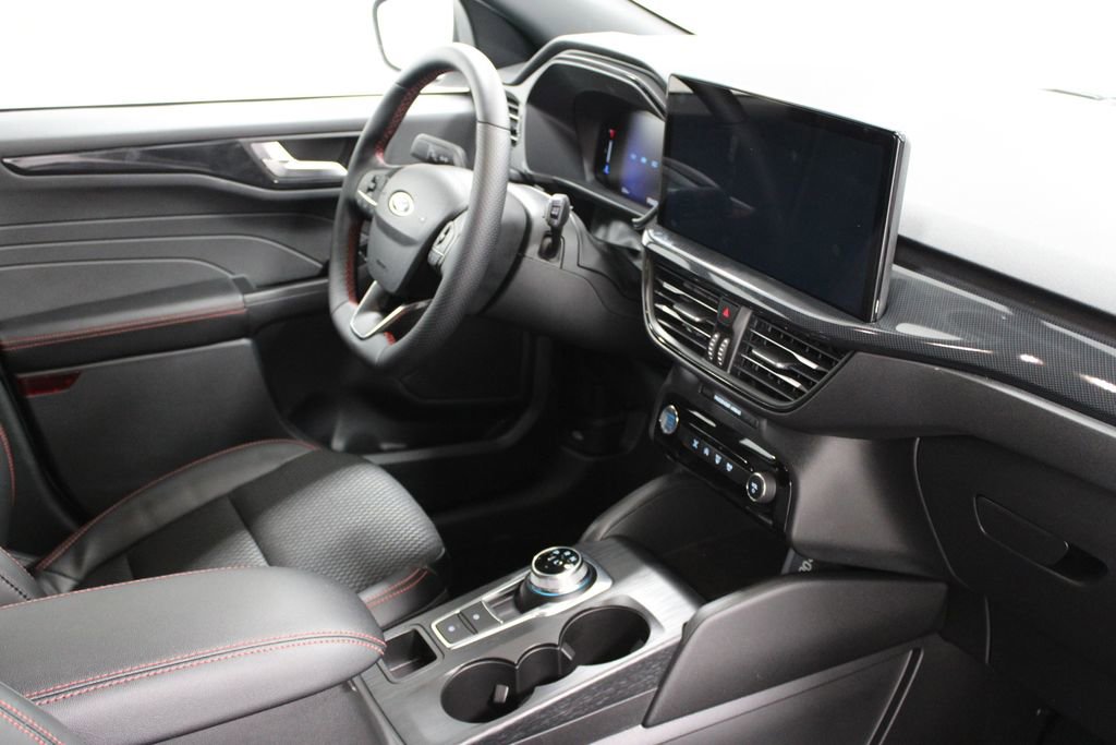 New 2025 Ford Escape ST-Line w/ Tech Pack #1 image 28