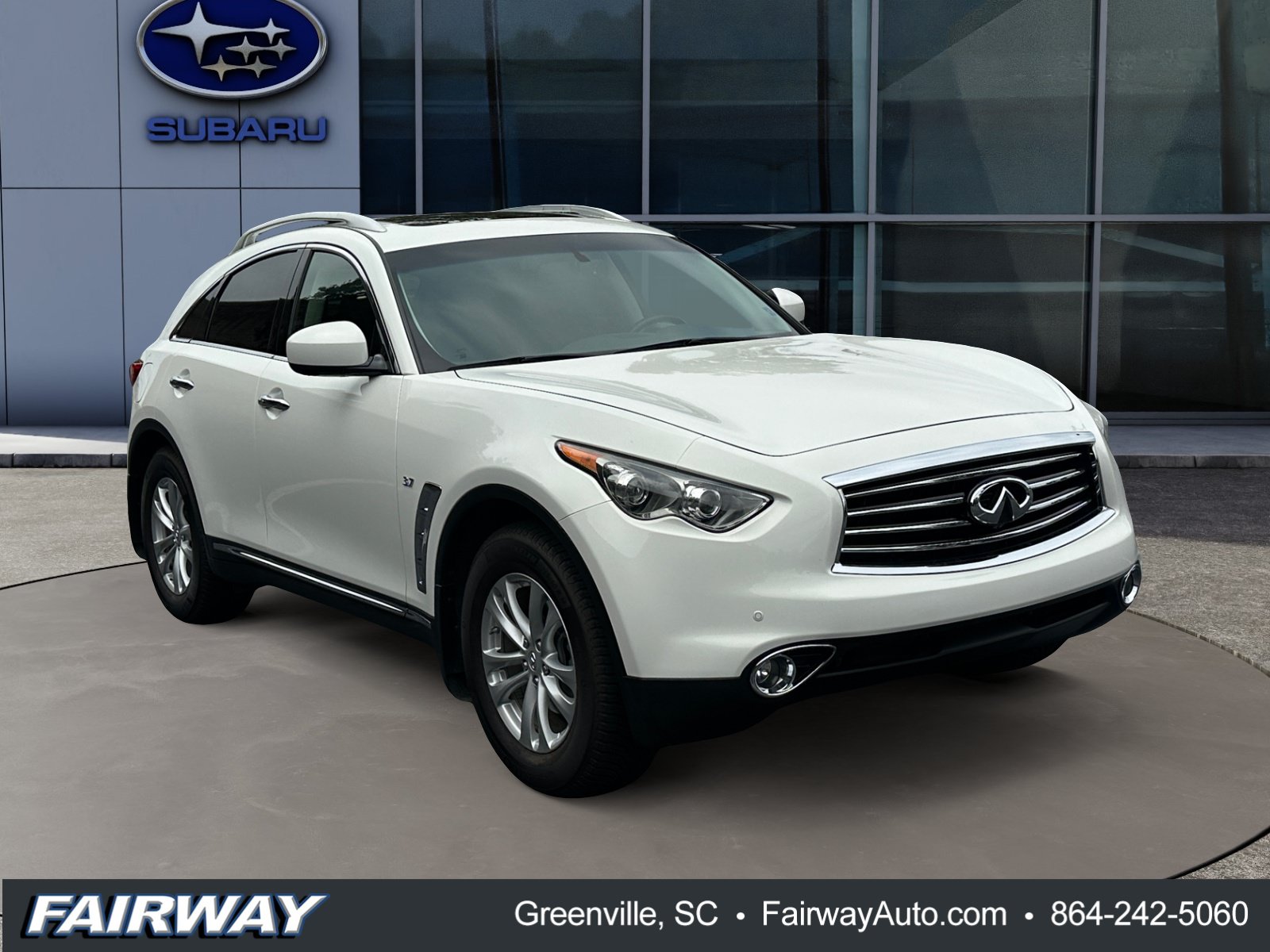 Used 2016 INFINITI QX70 2WD w/ Premium Package image 4