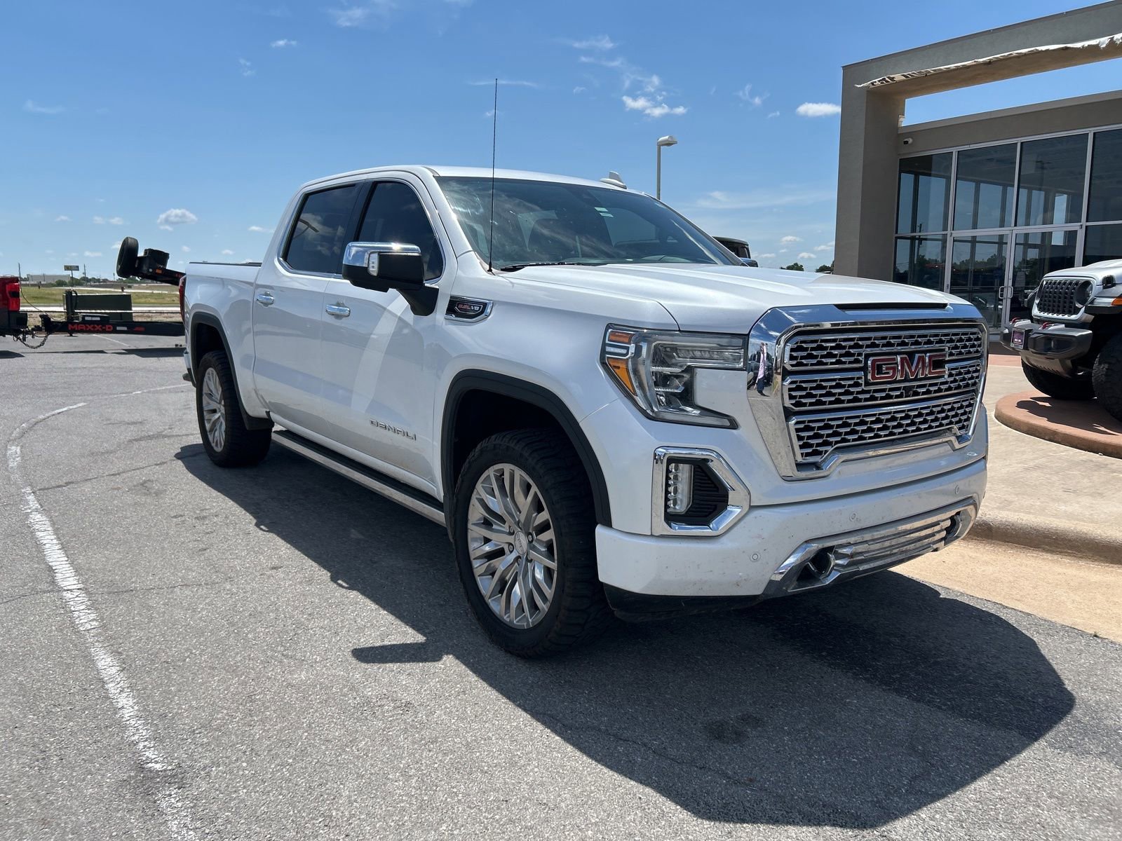 Used 2019 GMC Sierra 1500 Denali w/ Denali Ultimate Package AWD/4WD image 3
