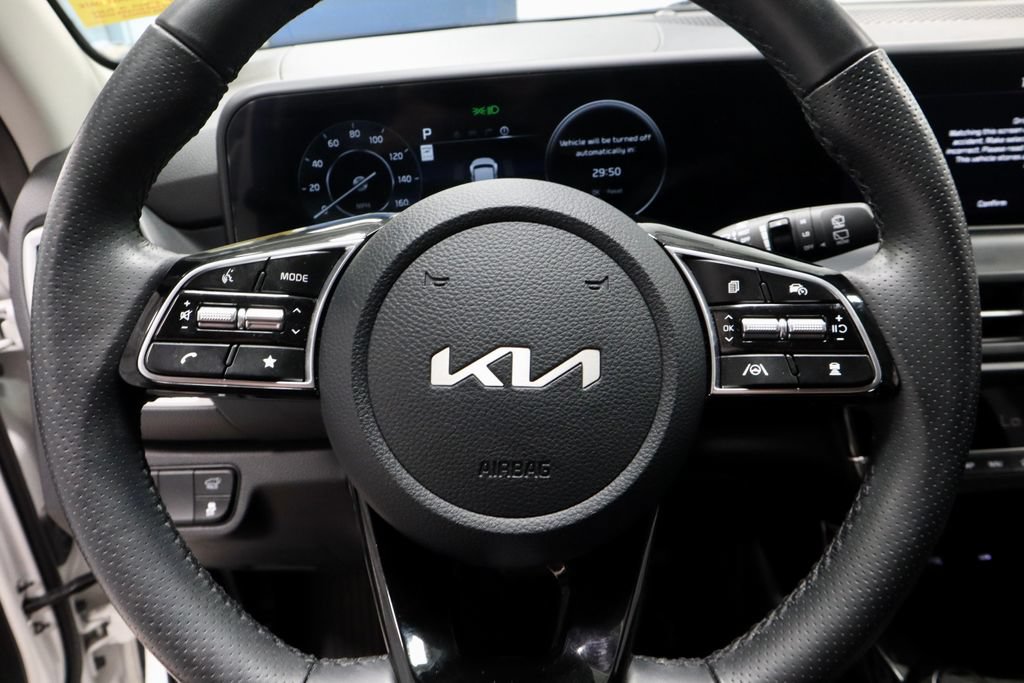 Used 2025 Kia Seltos SX w/ SX Sunroof Package AWD/4WD image 32