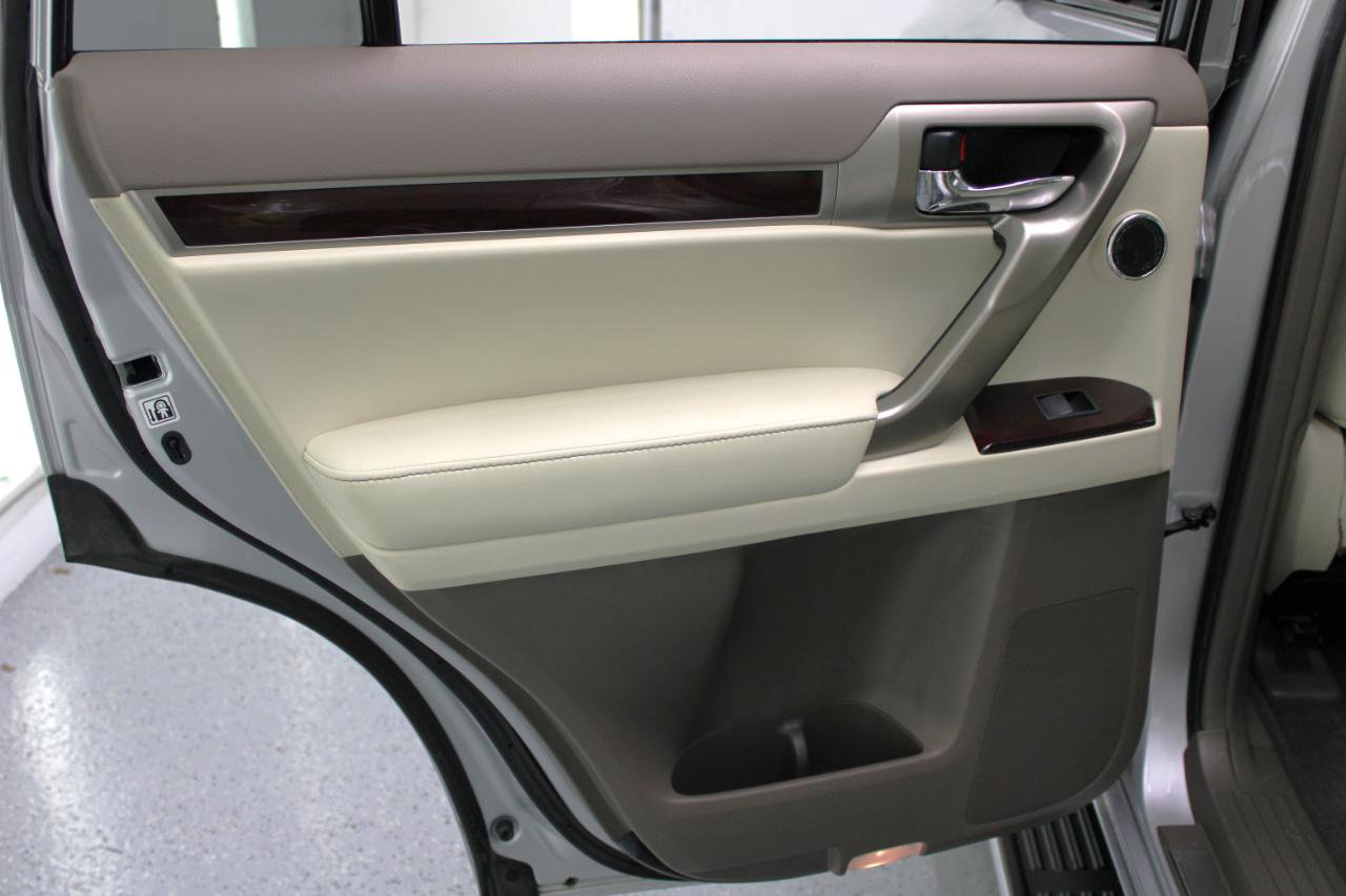 Used 2018 Lexus GX 460 Luxury w/ Preferred Accessory Package image 42