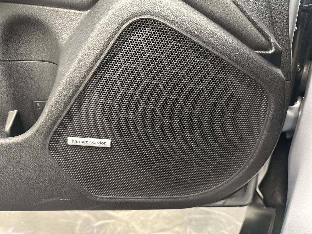 Used 2019 Subaru Outback 2.5i Limited w/ Popular Package #2 image 27