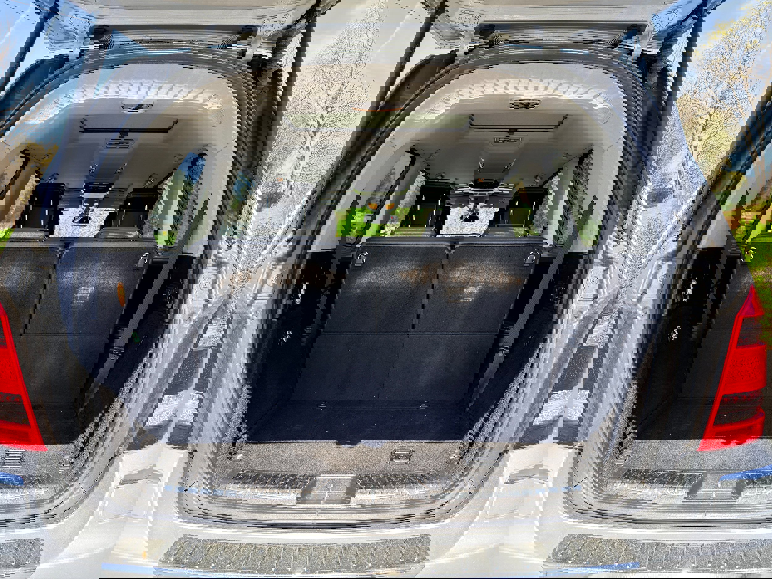 Used 2011 Mercedes-Benz GL 450 4matic image 10