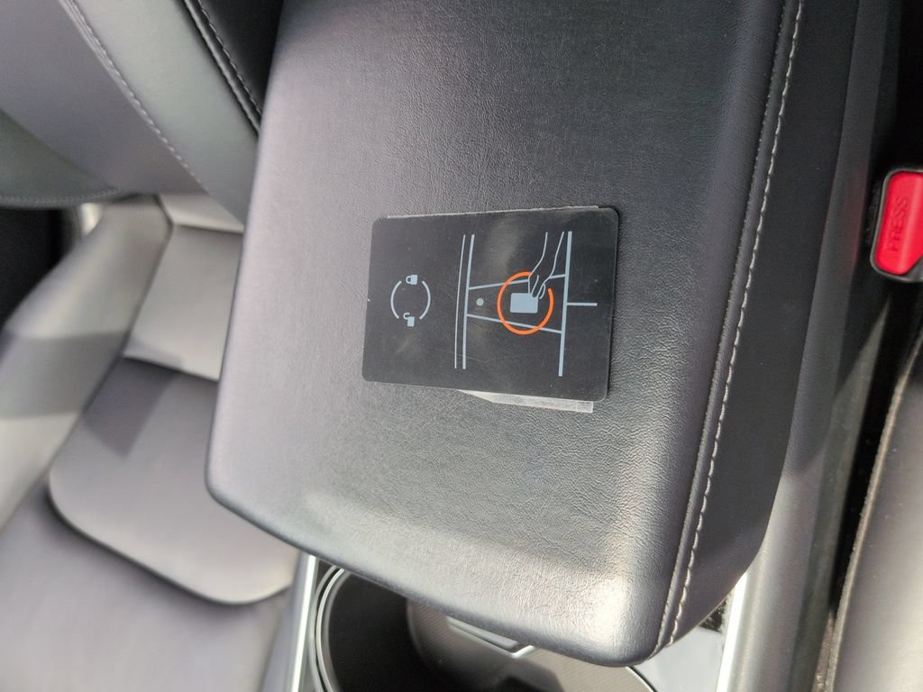 Used 2018 Tesla Model 3 Mid Range RWD image 34