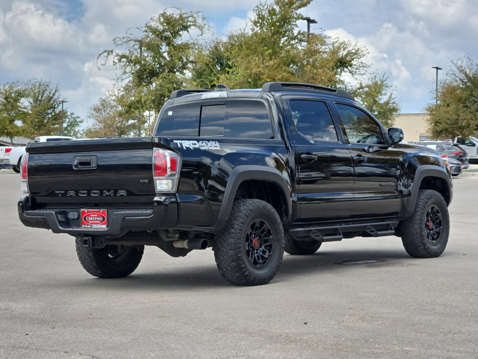 Used 2023 Toyota Tacoma TRD Off-Road w/ Technology Package AWD/4WD image 5