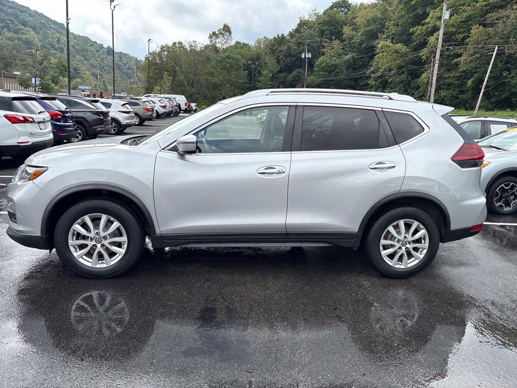 Used 2020 Nissan Rogue SV AWD/4WD image 2