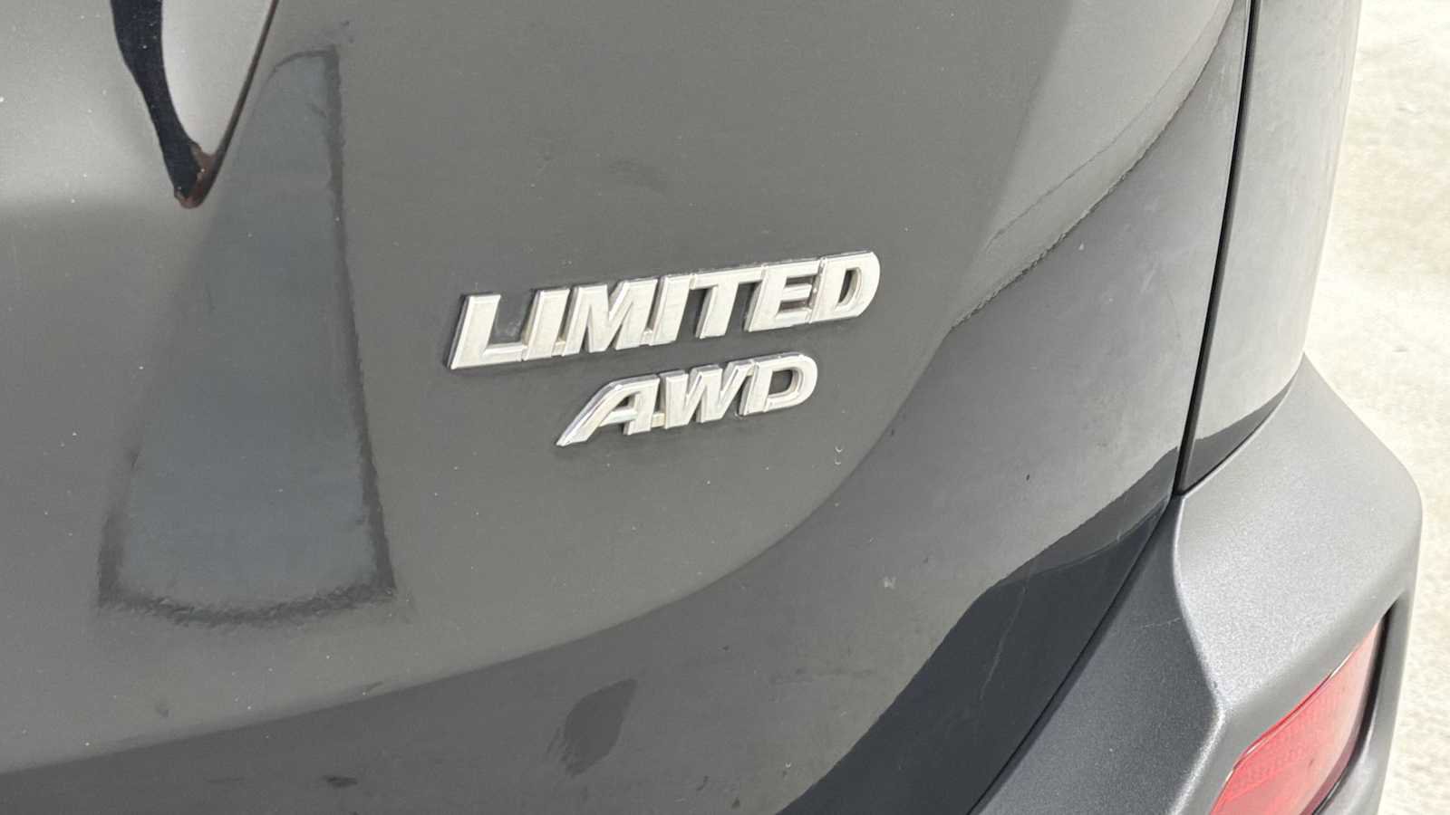 Used 2015 Toyota RAV4 Limited w/ Technology Package image 29