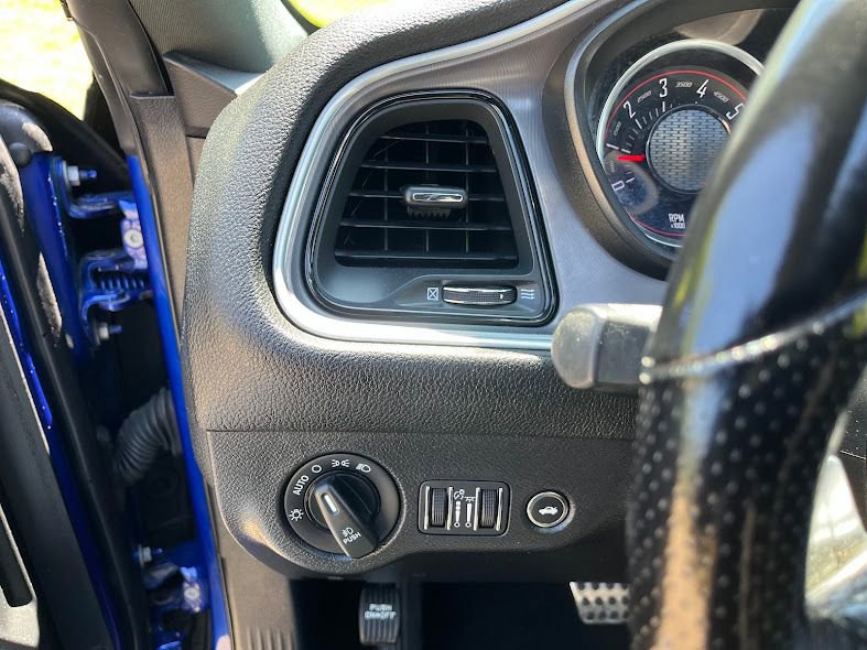 Used 2021 Dodge Challenger R/T Scat Pack RWD image 11