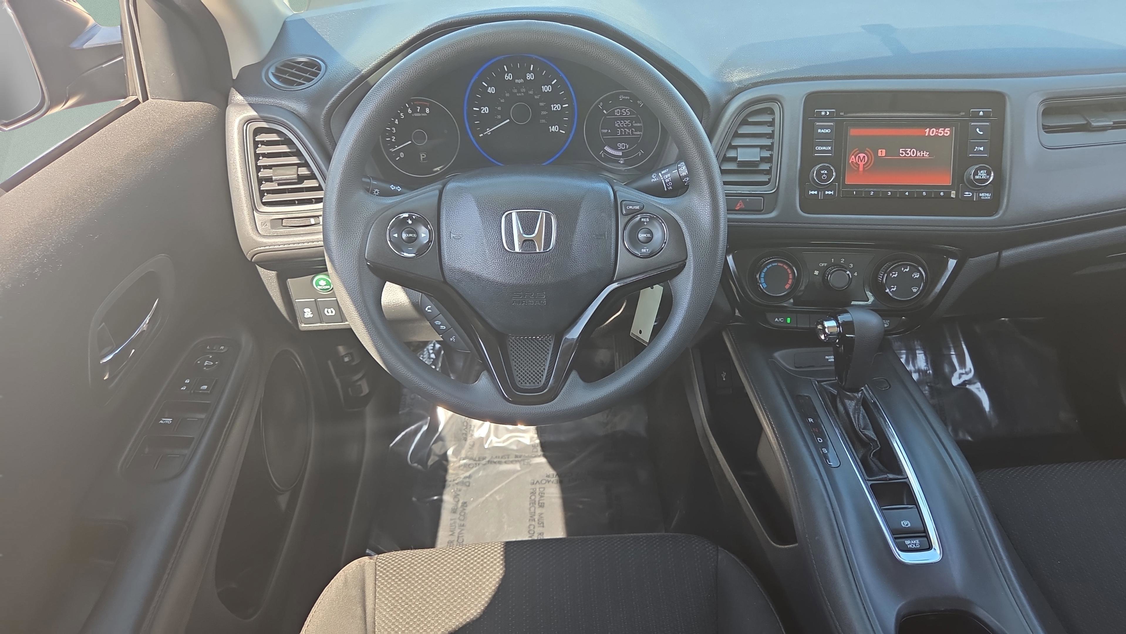 Used 2017 Honda HR-V LX image 12