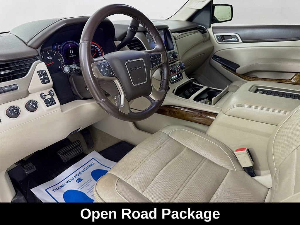 Used 2015 GMC Yukon Denali w/ Premium Package AWD/4WD image 11