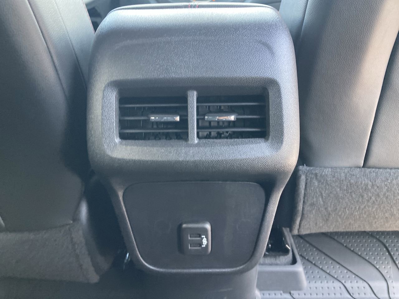 Used 2022 Chevrolet Equinox RS w/ LPO, Floor Liner Package AWD/4WD image 19