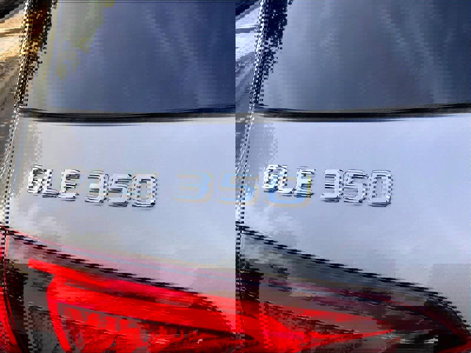 Used 2022 Mercedes-Benz GLE 350 4MATIC image 10