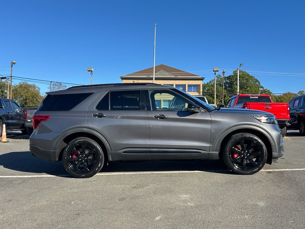Used 2024 Ford Explorer ST w/ Equipment Group 401A AWD/4WD image 10
