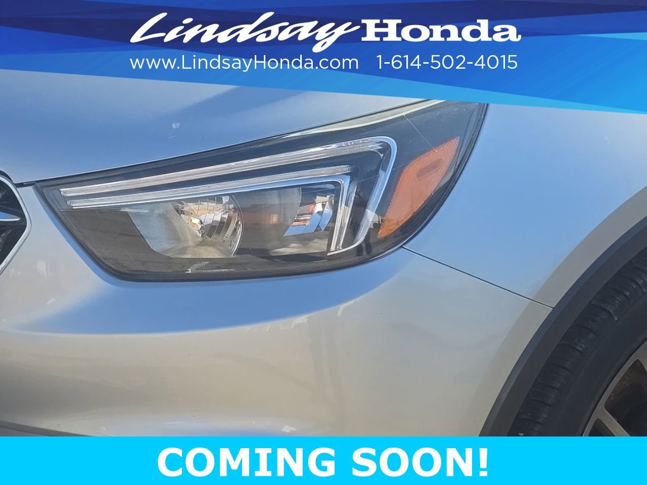 Used 2018 Buick Encore Sport Touring w/ Safety Package image 2