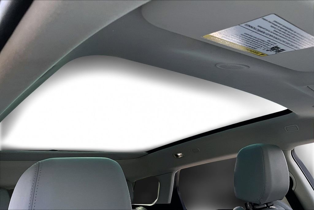 Used 2022 Land Rover Range Rover Evoque SE image 25