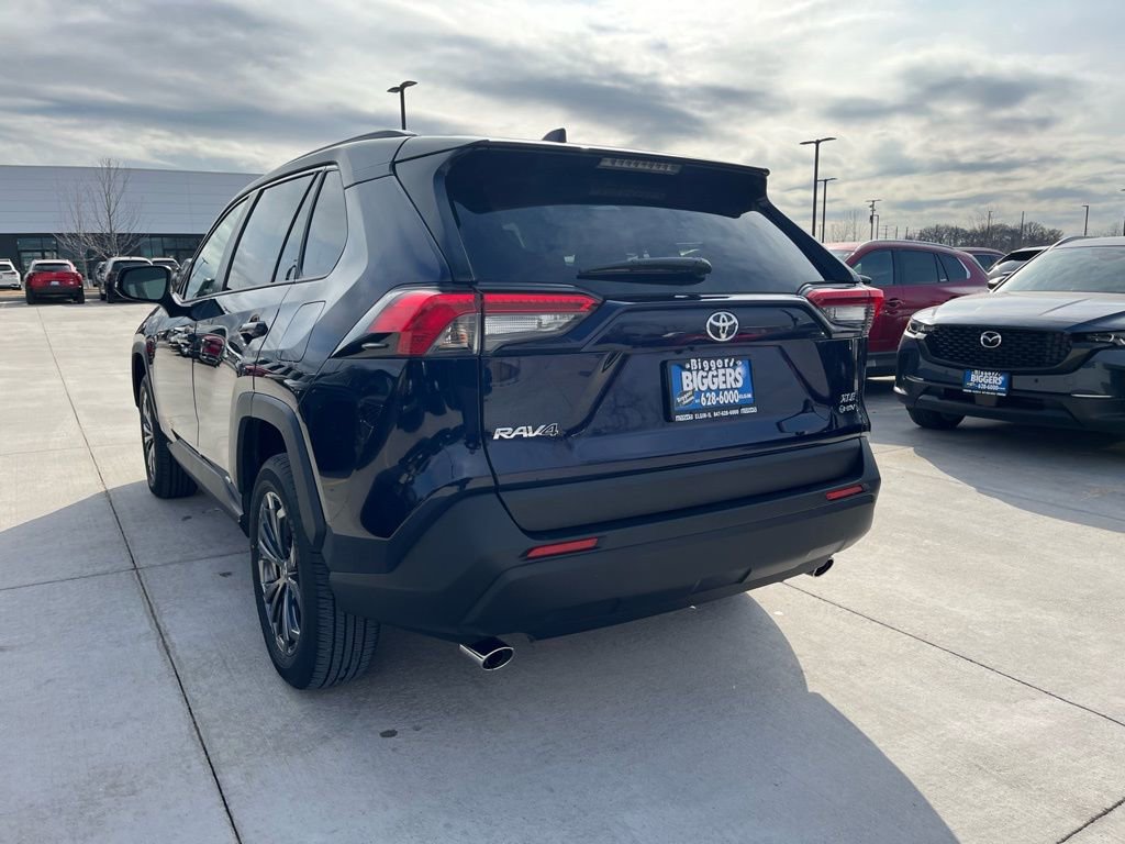 Used 2025 Toyota RAV4 XLE Premium w/ Weather Package image 7