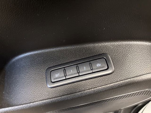 Used 2020 Chevrolet Tahoe LT AWD/4WD image 34