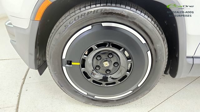 Used 2025 Rivian R1T Adventure AWD/4WD image 73