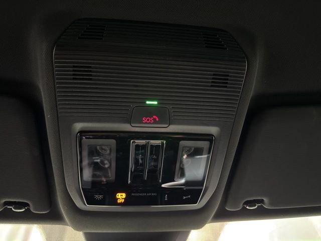 New 2025 Volkswagen Atlas Cross Sport SE image 24