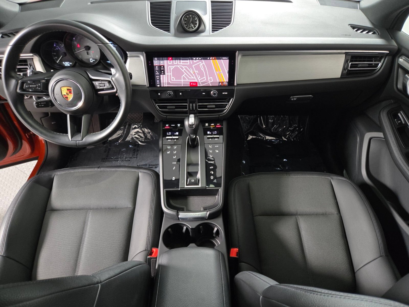 Used 2022 Porsche Macan S AWD/4WD image 4