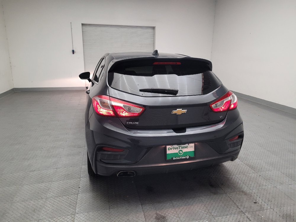 Used 2018 Chevrolet Cruze LT w/ Convenience Package FWD image 6