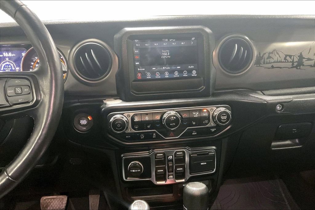 Used 2022 Jeep Gladiator Willys image 8