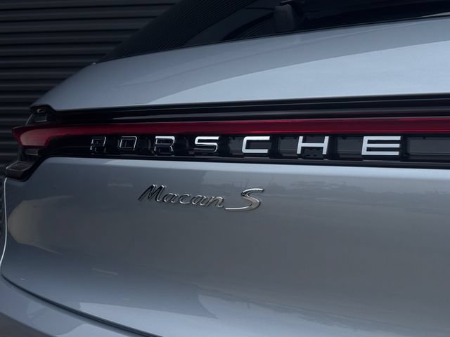 New 2026 Porsche Macan S AWD/4WD image 28