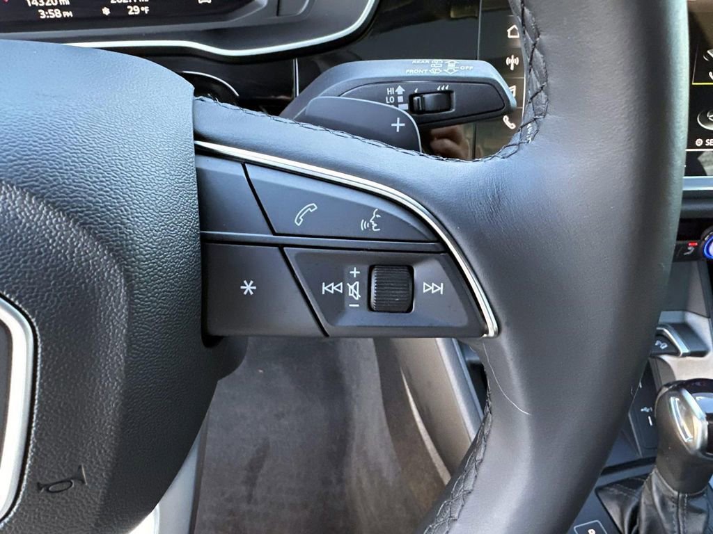 Used 2024 Audi Q3 2.0T Premium Plus w/ Premium Plus Package image 19