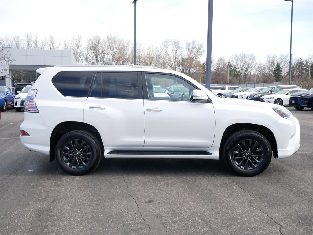 Certified 2023 Lexus GX 460 Premium w/ Premium Package AWD/4WD image 7