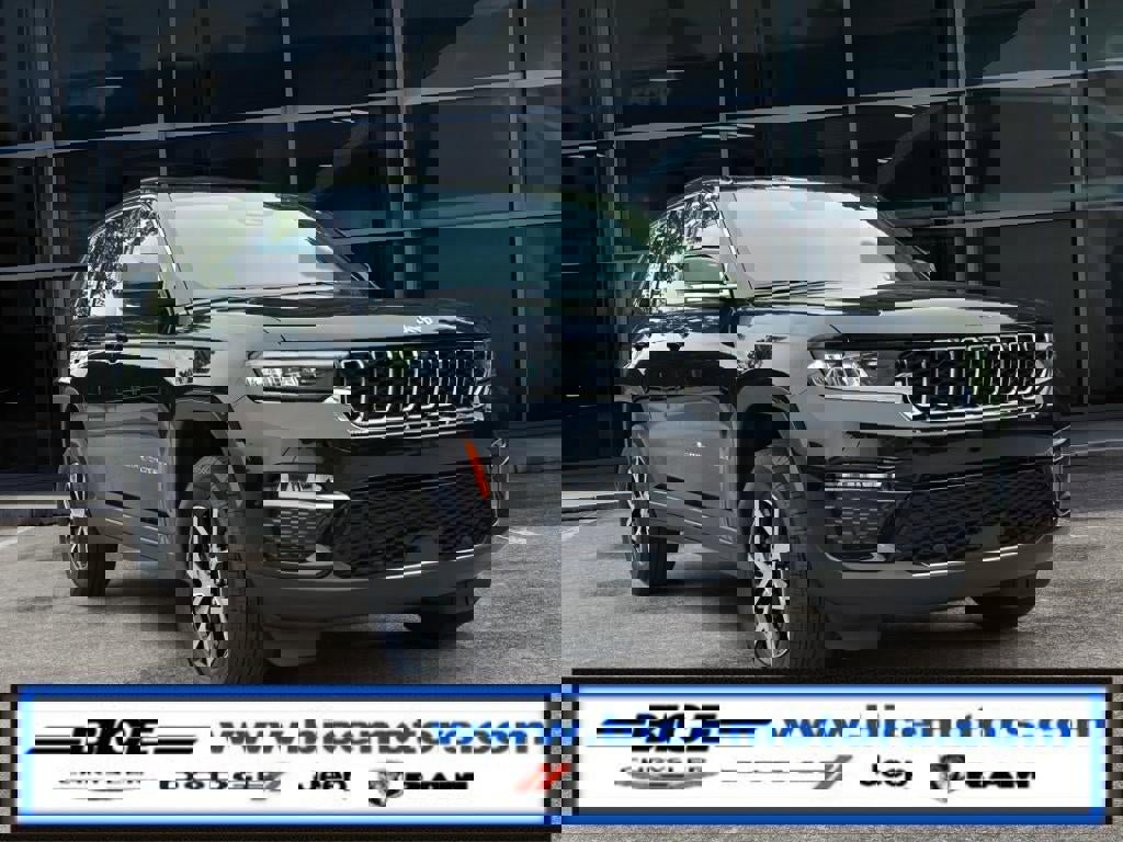 New 2025 Jeep Grand Cherokee Limited w/ Luxury Tech Group II