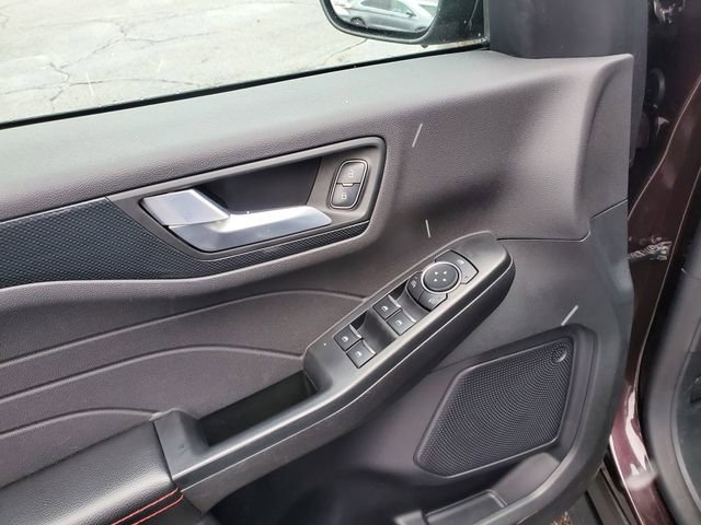 Certified 2023 Ford Escape ST-Line w/ Tech Pack #1 image 10