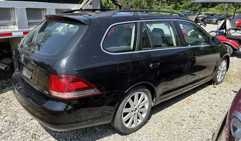 Used 2011 Volkswagen Jetta TDI FWD image 3