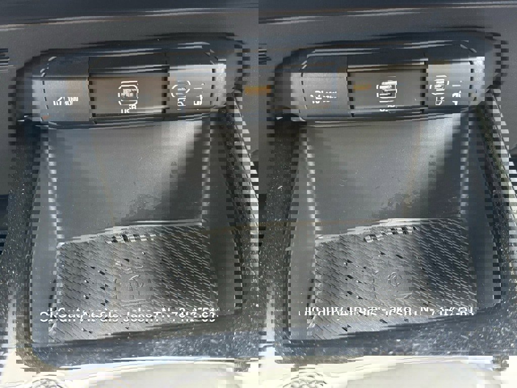 Used 2023 Kia Niro EX Touring image 90