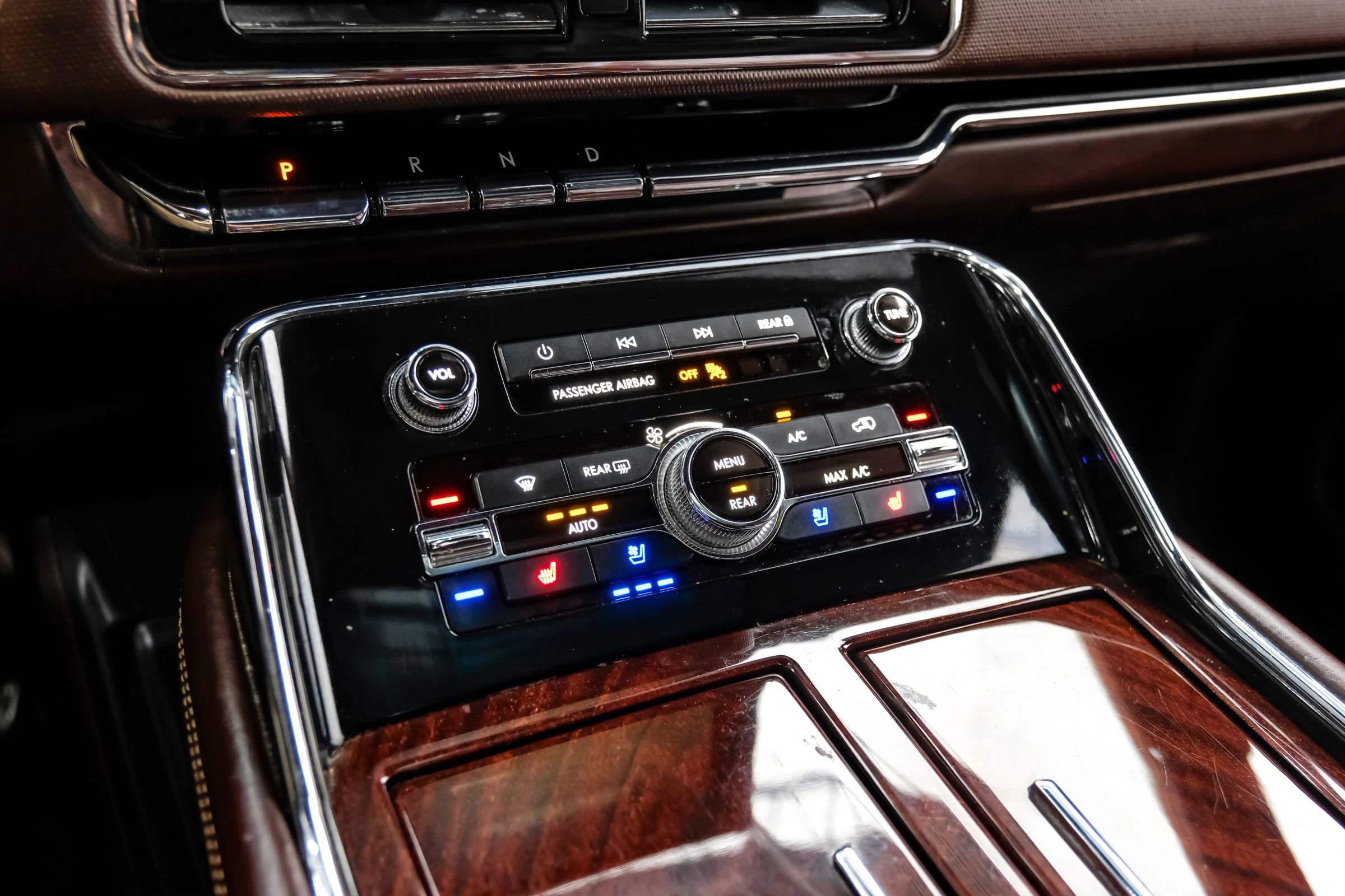 Used 2018 Lincoln Navigator Black Label w/ Cargo Package AWD/4WD image 33