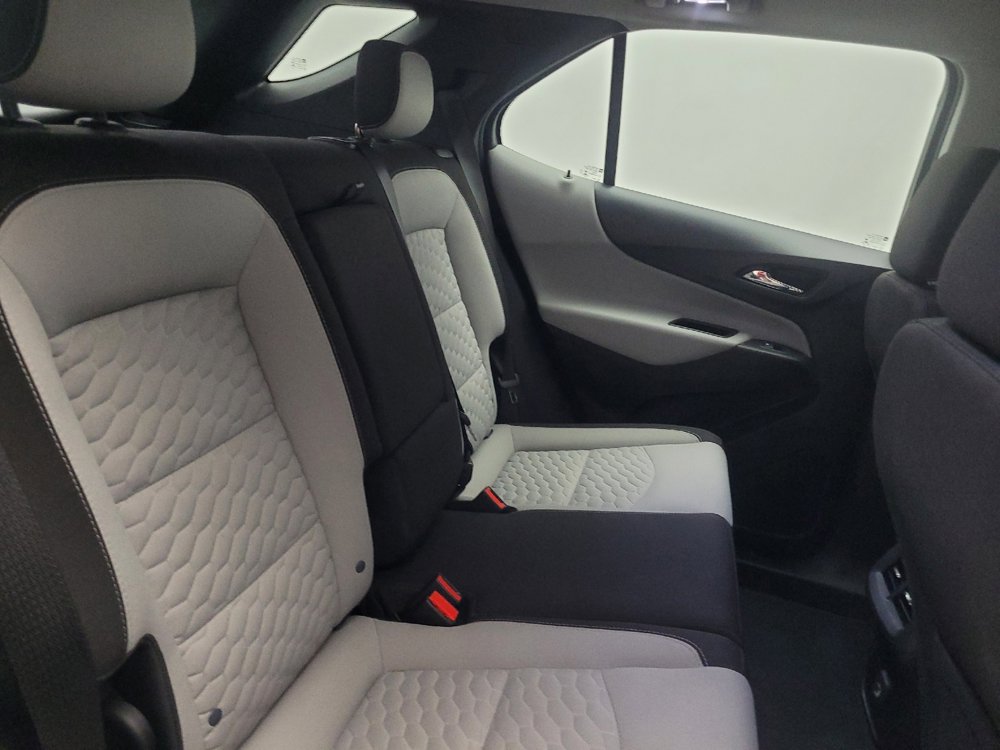 Used 2020 Chevrolet Equinox LS image 19