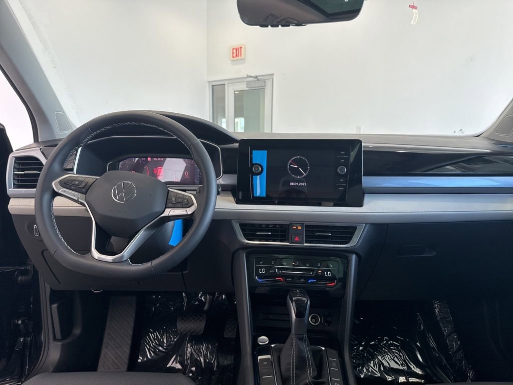 New 2025 Volkswagen Taos SEL image 12